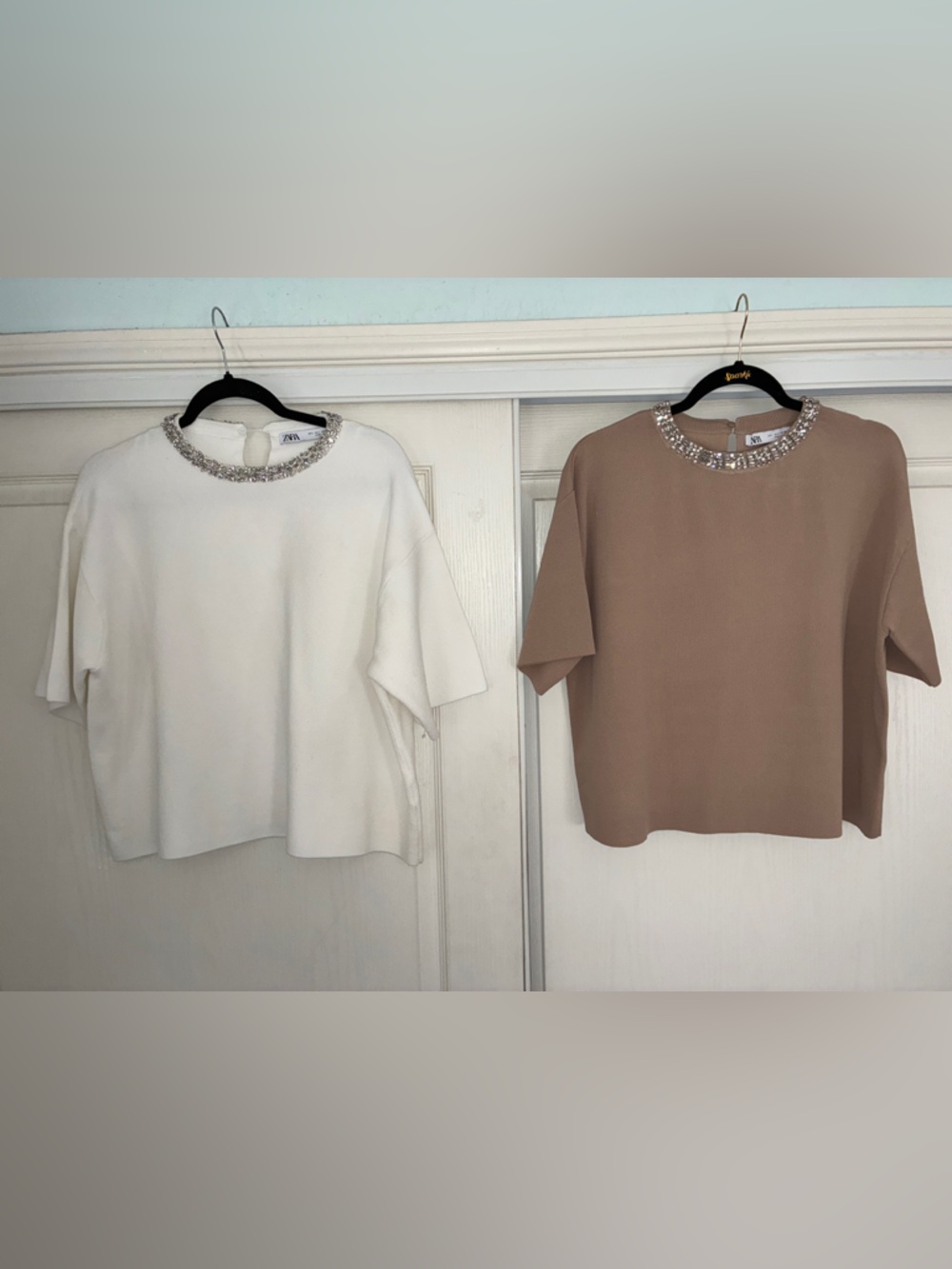 Zara White and Beige Embellished Neck Short Sleeve Tops